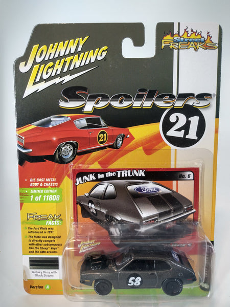 JOHNNY LIGHTNING SPEED FREAKS 1971 FORD PINTO