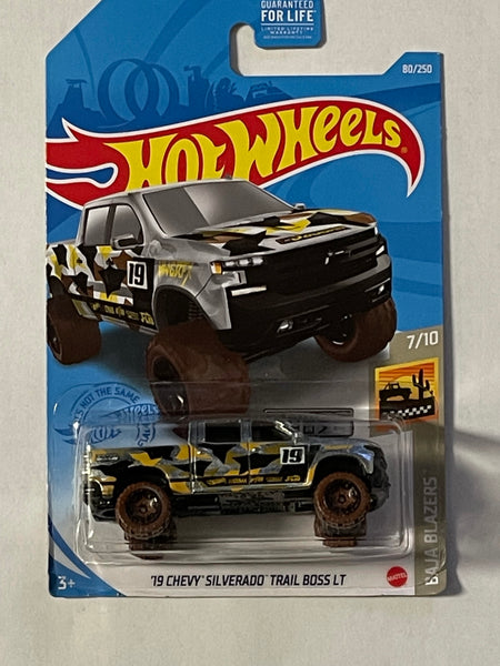 HOTWHEELS ‘19 CHEVY SILVERADO TRAIL BOSS LT