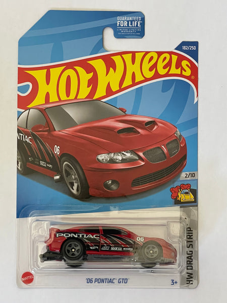HOTWHEELS ‘06 PONTIAC GTO RED