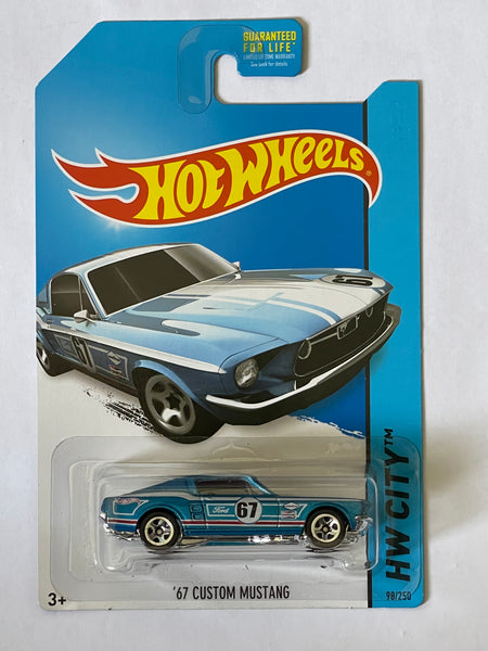 HOTWHEELS ‘67 CUSTOM MUSTANG